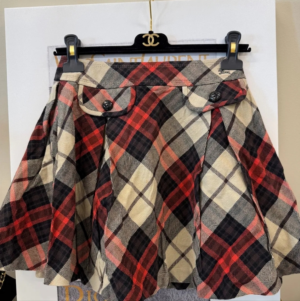 Authentic Burberry Red Skirt size 38